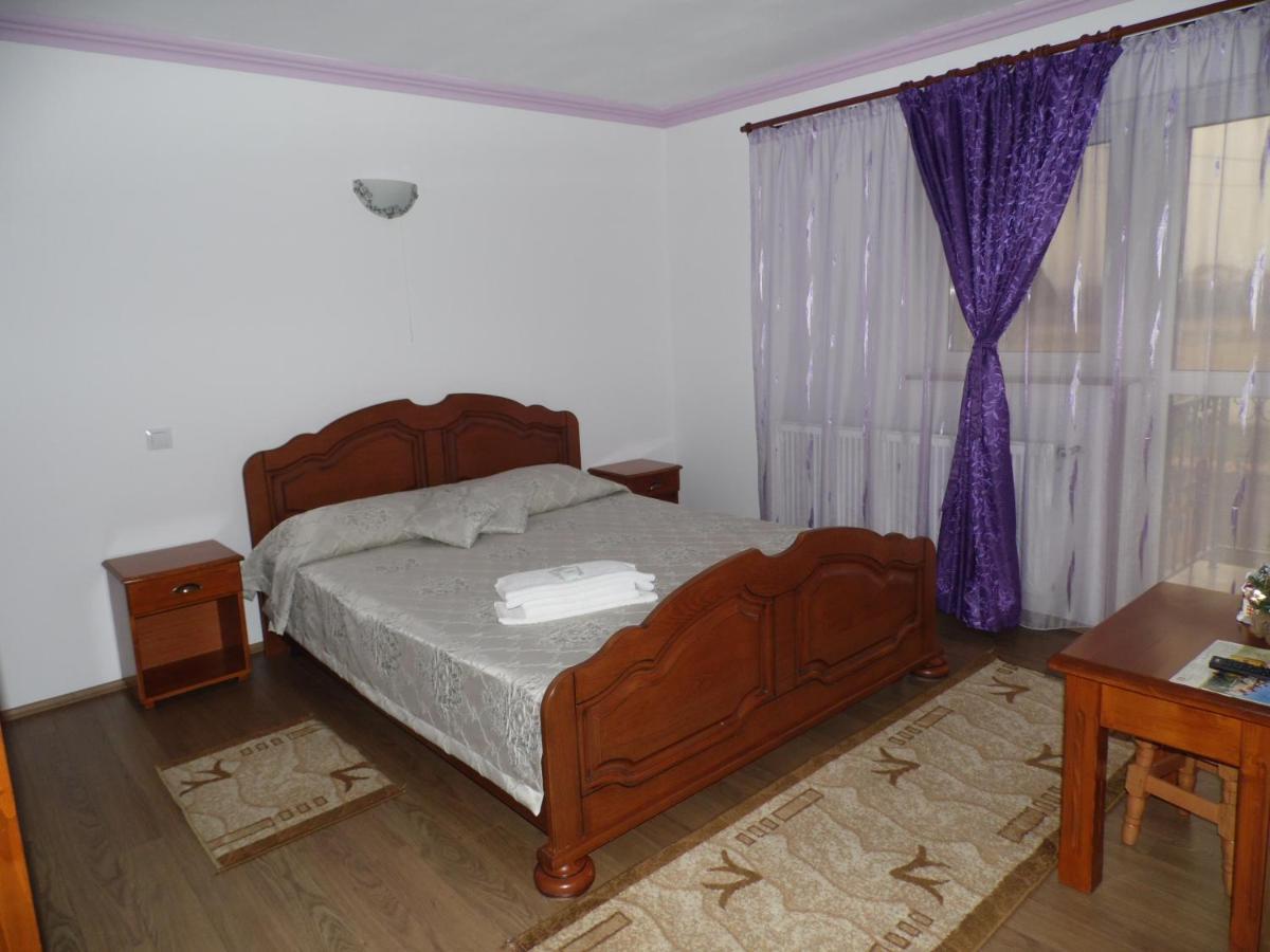 Hotel Vilman House Rîşnov Exterior foto