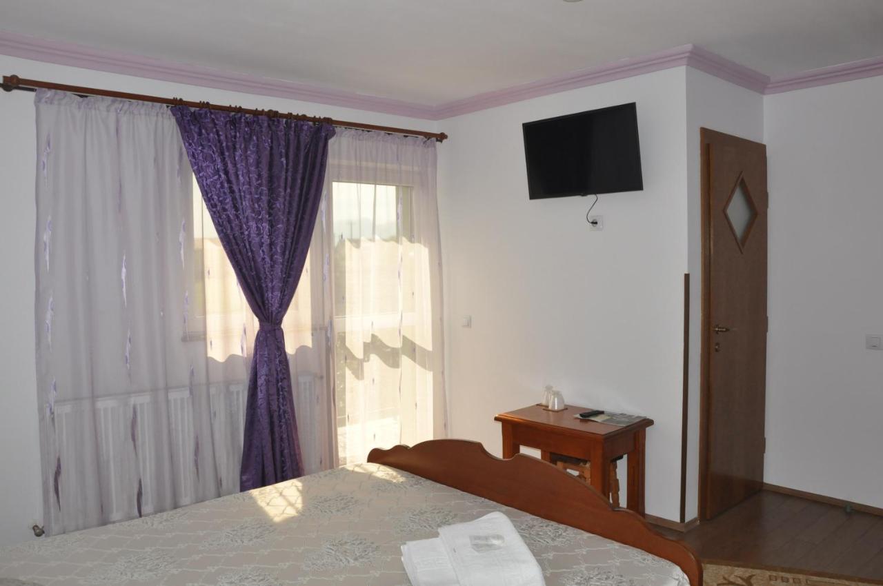 Hotel Vilman House Rîşnov Exterior foto