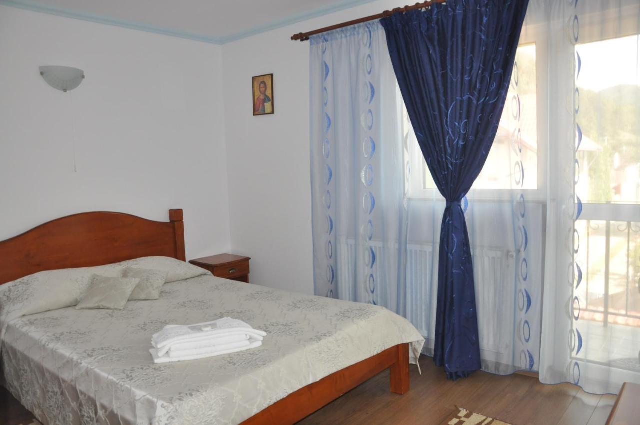 Hotel Vilman House Rîşnov Exterior foto